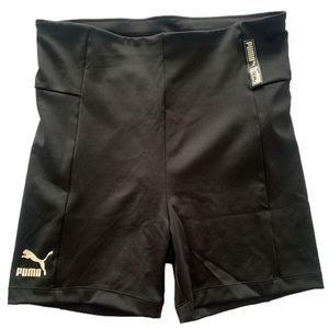 PUMA Athletic Women’s Shorts Size M